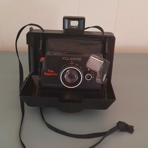 Polaroid The Reporter Film Camera